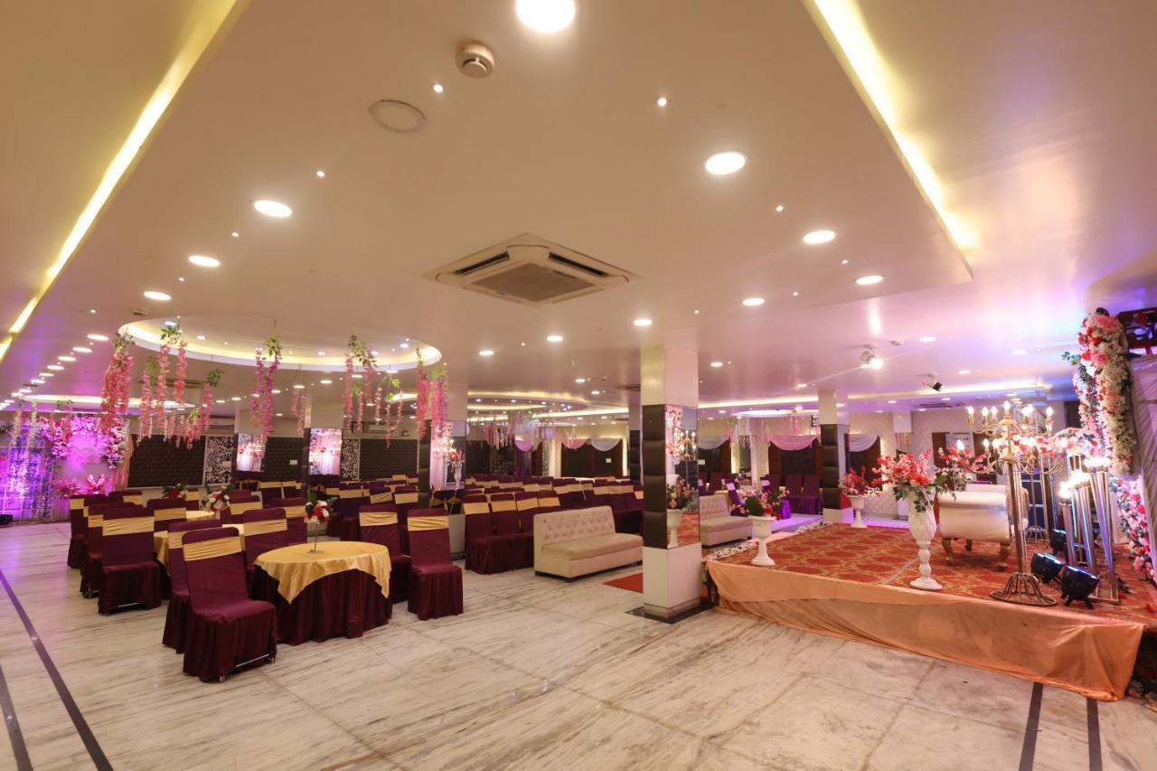 Hotel The Leaf - Gomti Nagar Lakhnaú Exteriér fotografie