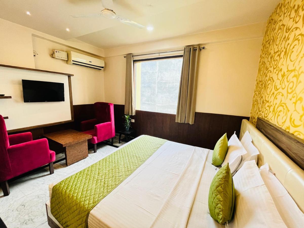 Hotel The Leaf - Gomti Nagar Lakhnaú Exteriér fotografie