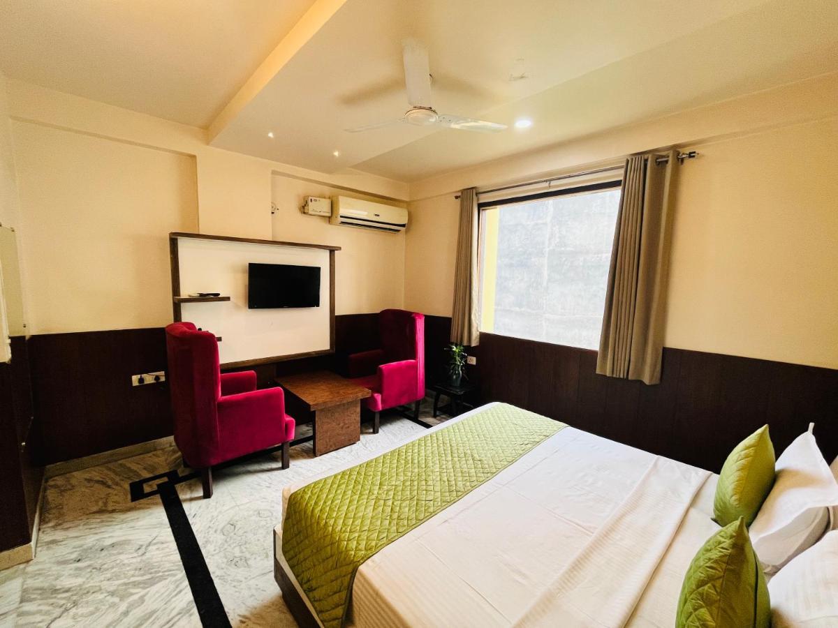 Hotel The Leaf - Gomti Nagar Lakhnaú Exteriér fotografie