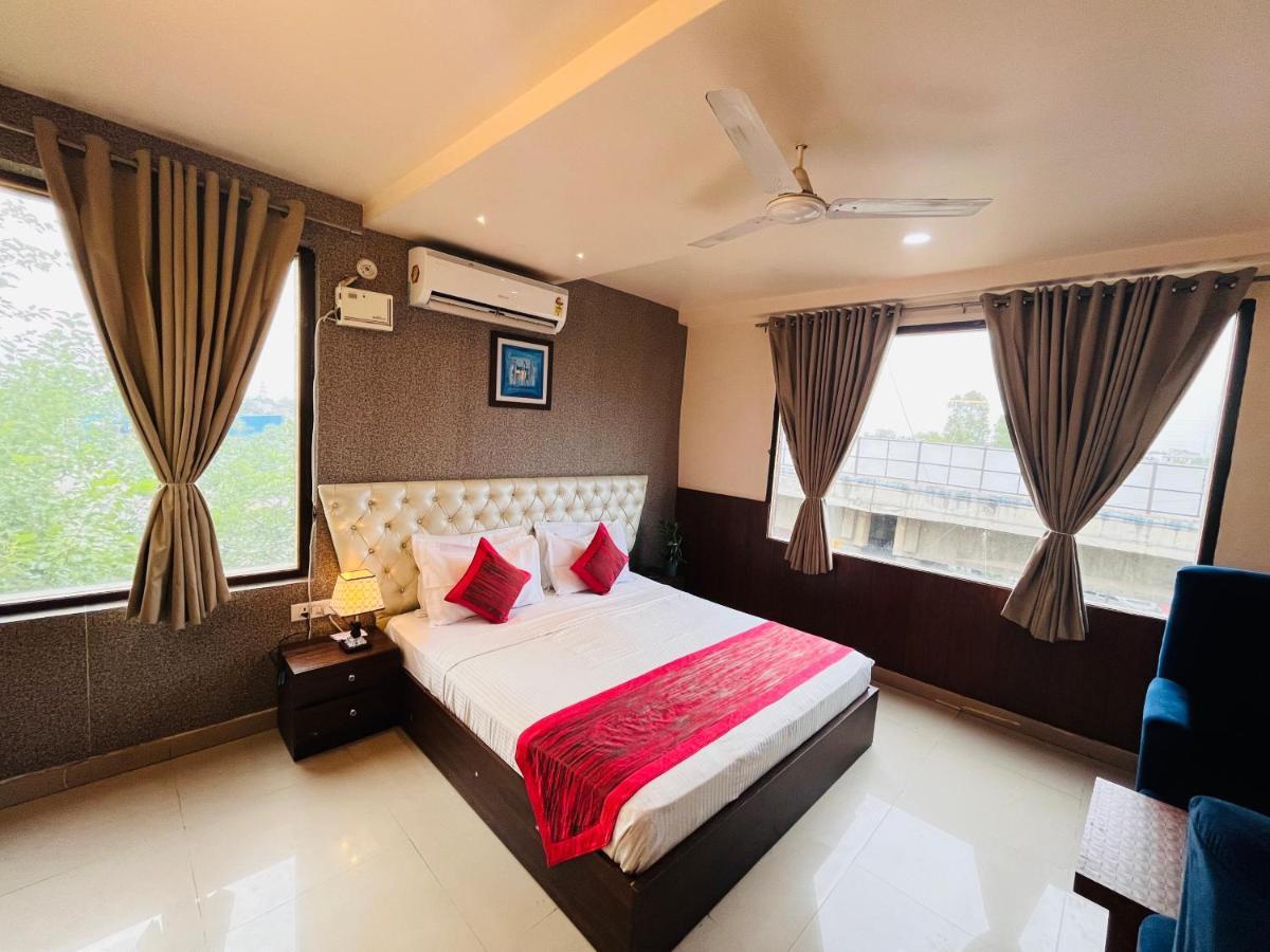 Hotel The Leaf - Gomti Nagar Lakhnaú Exteriér fotografie