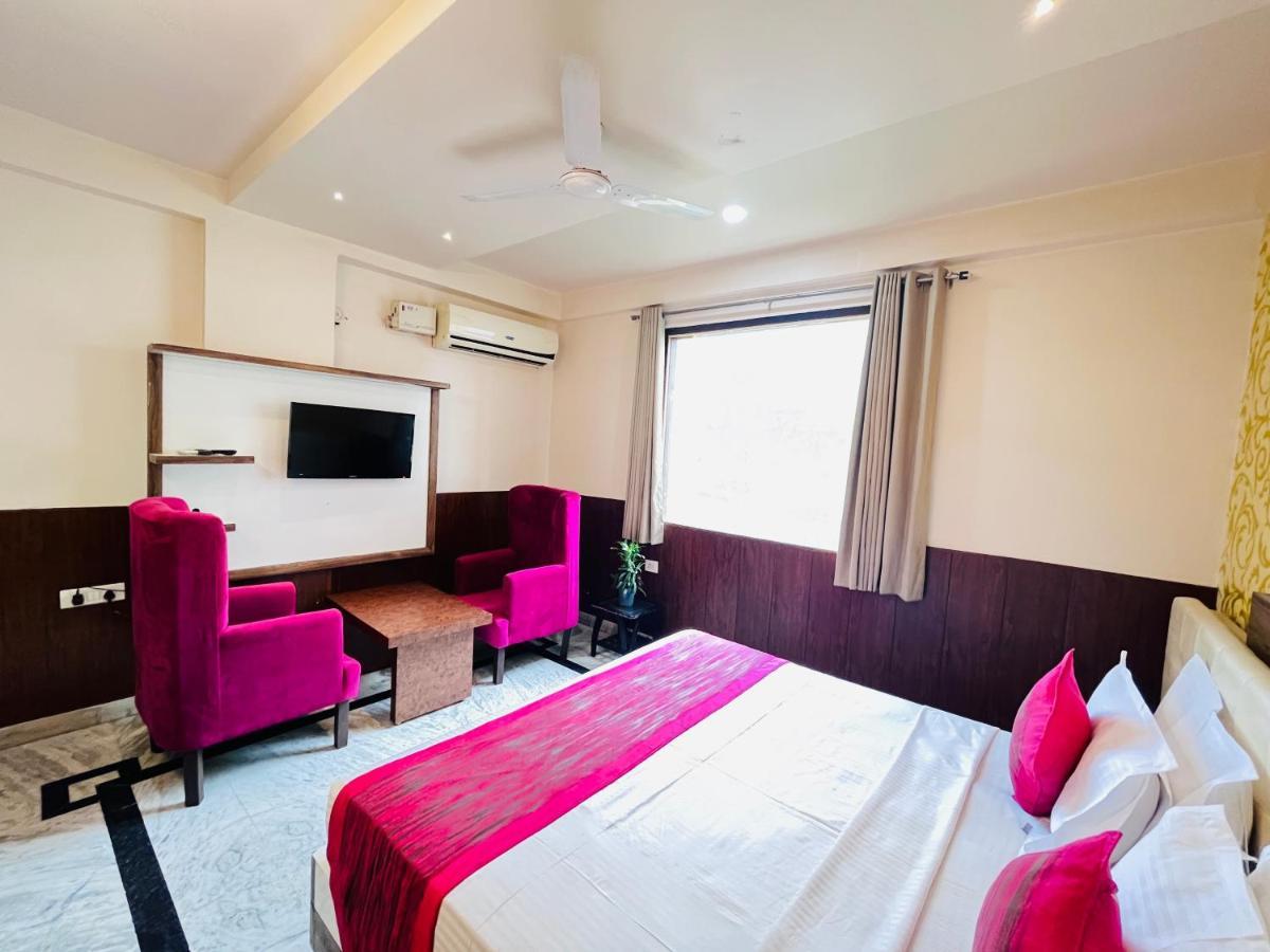 Hotel The Leaf - Gomti Nagar Lakhnaú Exteriér fotografie
